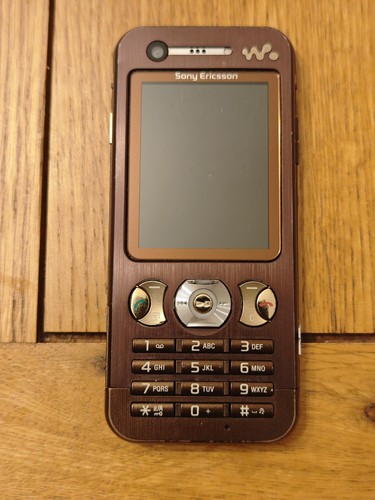 Sony ericsson w890i - ericsson,