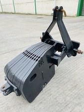 TRACTOR Front end Weight. NEW HOLLAND. 1 tonne. FRONT LINKAGE  ex cond HULL 