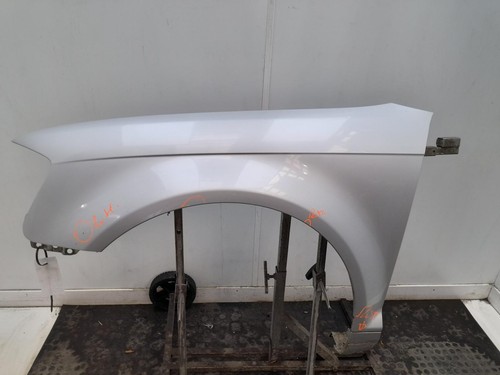 Audi left front wing s - front, n/s