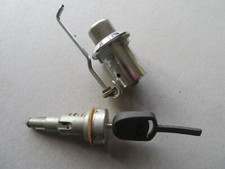 FORD  DOOR LOCK BARREL AND PUSH BUTTON  N.O.S