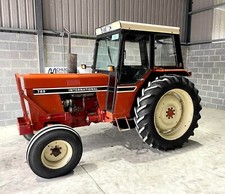 international 785 Tractor