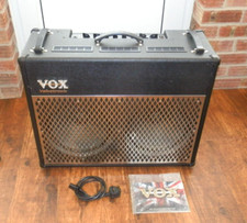 Vox AD100VT Valvetronix "Chrome" 2 x12 Combo Amplifier excellent Condition.