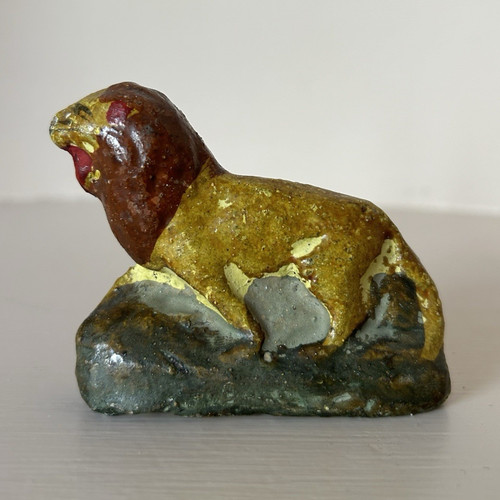 Vintage terracotta indian lion - terracotta,