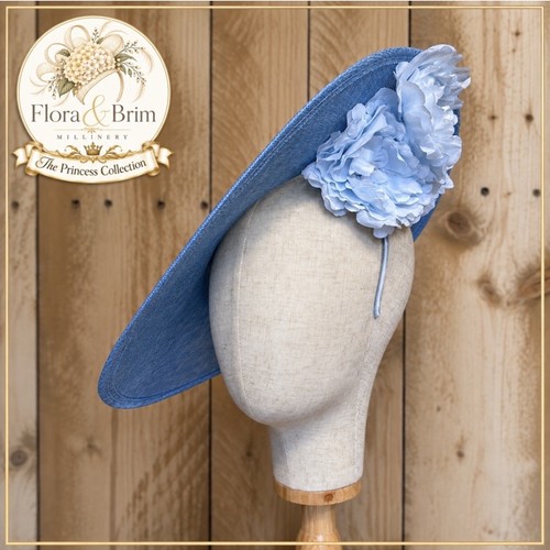 Pale blue floral hatinator - floral,