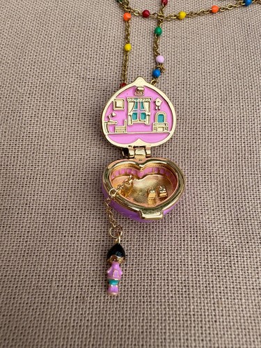 Polly pocket heart pendant - pocket,