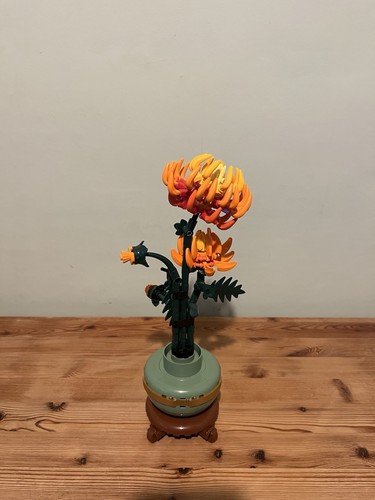 Lego botanicals chrysanthemum - lego,