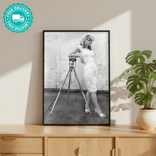 Debbie harry blondie camera - debbie,