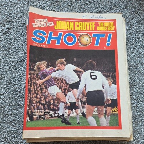 1971 shoot football magazines - football,