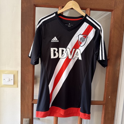 River plate football - river,