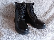 Womens Black Boots Biker Zip &  Lace Up  alligator pattern - new unworn size 4