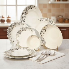 26Pc Porcelain Dinner Set