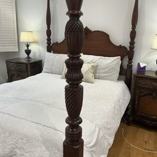 Solid Mahogany /oak Four Poster Bed Frame with  Intricate Carved detailing