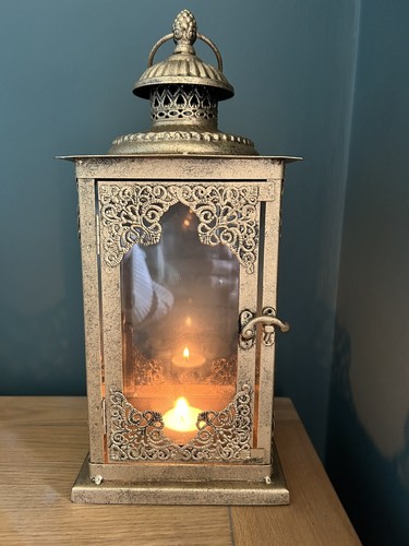 Ornate gold glass - &, candle