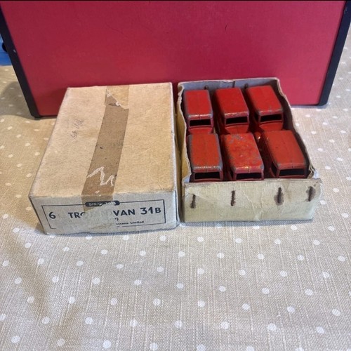 Dinky toys 31b set trojan - 31b, 6