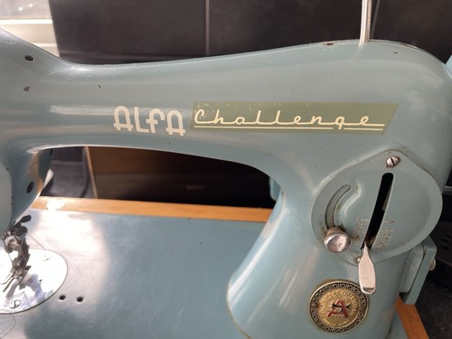 Alfa challenge vintage sewing - challenge,