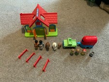 Happyland Stable set
