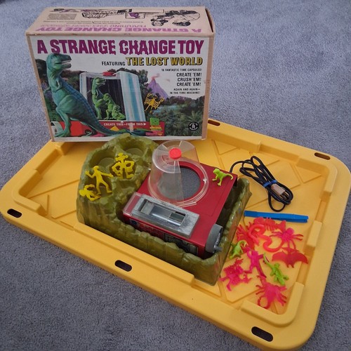 Vintage 1968 strange change - 1968,