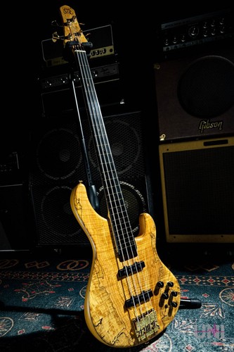 Str guitars ls449 fretless - guitars,