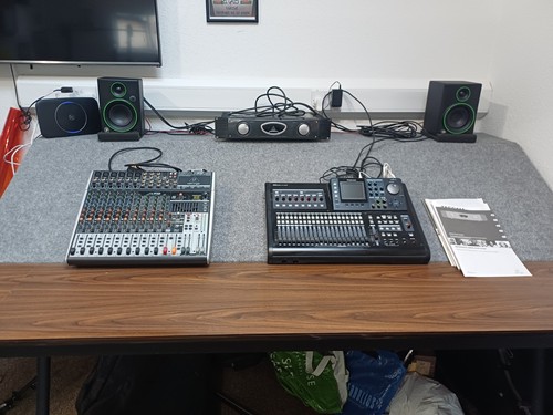 Digital recording studio - digital,