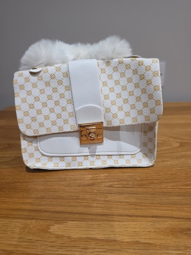 Small women white fluffy - women's,