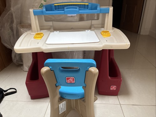 Tike childs desk chair - ,
