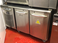 Foster Stainless Steel Countertop 2 Door Double Fridge Castors 360 Ltr Catering