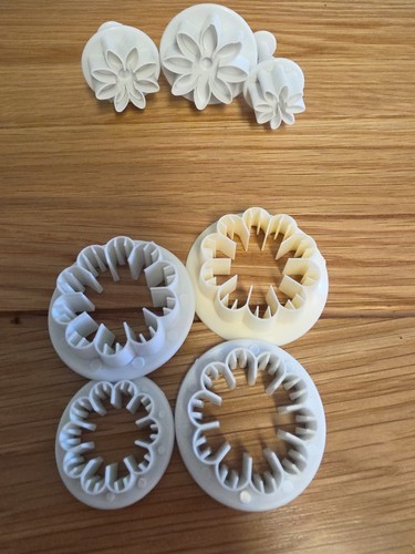 Sugarpaste daisy and - daisy,