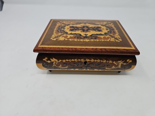 Italian inlaid wooden - italian, music