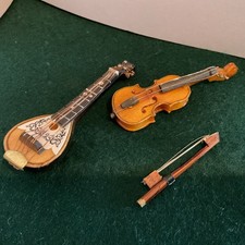 Dolls House Mandolin and Violin Miniature 1:12th scale