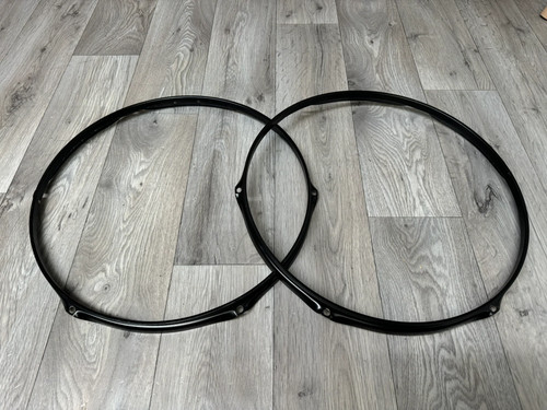 Black drum hoops - 16”, rims