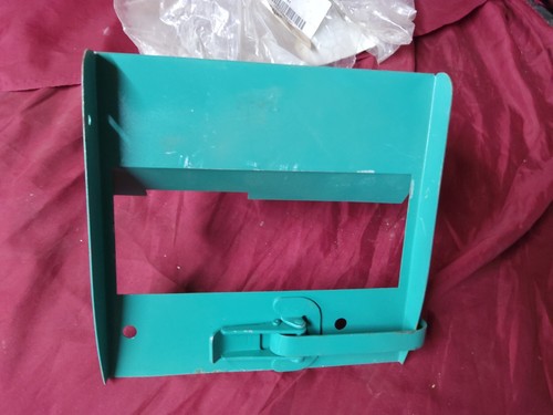 Onan engine cylinder cover - cylinder,