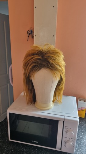 Drag qeen wig - qeen,