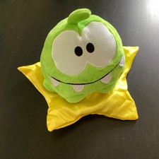Cut The Rope Om Nom Noomie Green Monster Plush Soft Toy Figure Reversible Star