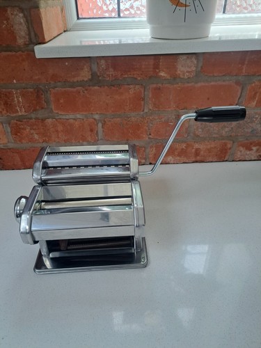 Boxed pasta machine - boxed,