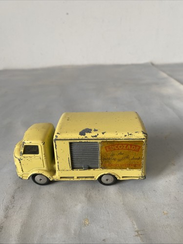 Corgi toys karrier bantam - toys,
