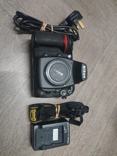 Nikon D700 12.1MP  only  5,256