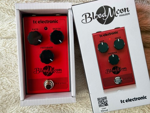 Electronic blood moon - blood,