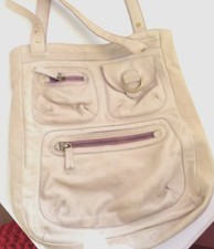 Oushka lilac leather bag, size