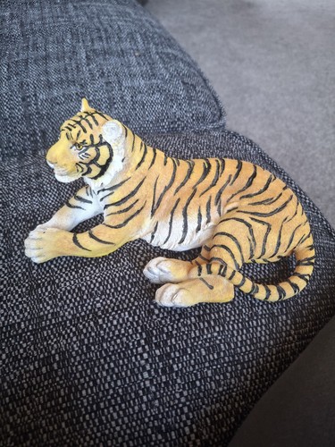 Resin tiger with - tiger,
