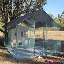XL Chicken Coop Walk-in