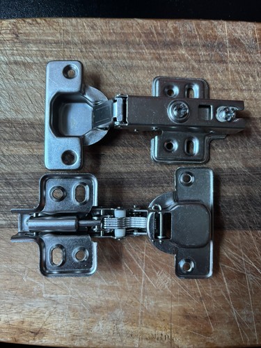 Pair cabinet hinges soft - hinges,