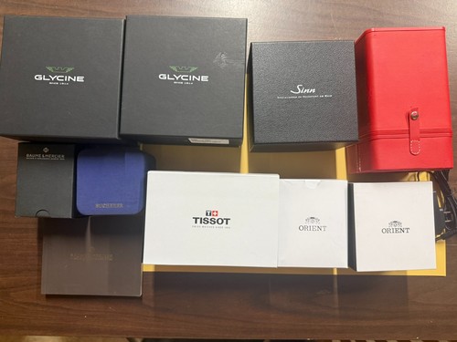 Watch bot lot - +,