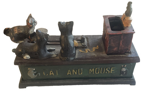Cat and mouse - cat,