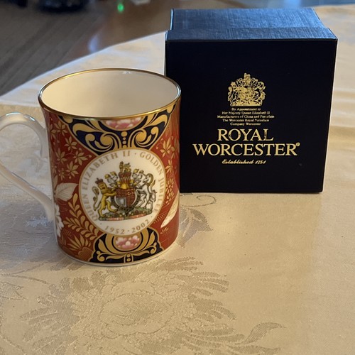 Royal collection cup 2002 - royal,