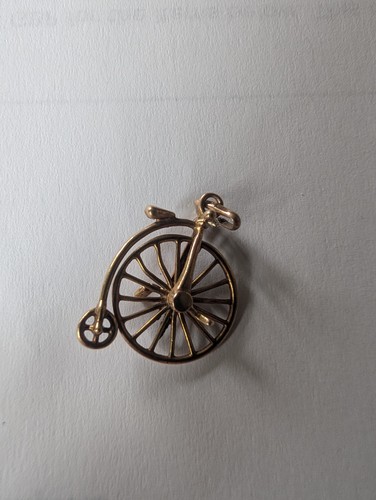 9ct gold charm - charm, penny