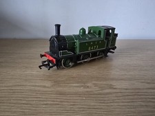 Hornby R316 LNER Green 0-6-0T