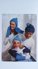 BELLMANS 1221 BOBBLE HAT AND