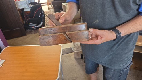 Old molding hand - hand, plane