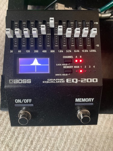 Boss 200 graphic equaliser - graphic,