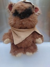 Kenner 1983 Plush Wicket the